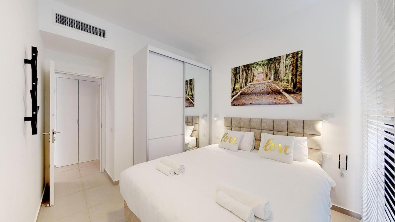 Comfortable Apartment With Balcony By Holyguest Tel Aviv Dış mekan fotoğraf