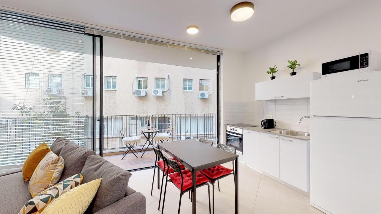 Comfortable Apartment With Balcony By Holyguest Tel Aviv Dış mekan fotoğraf